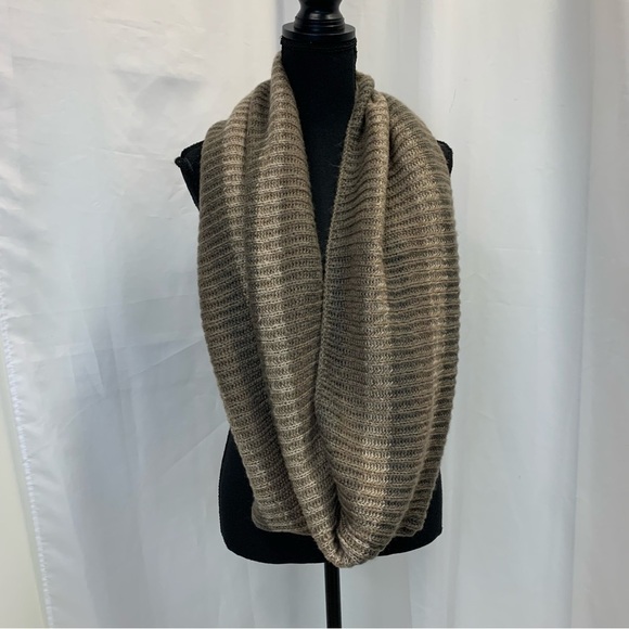 Tan brown beige taupe striped infinity scarf soft fall winter - Picture 6 of 6
